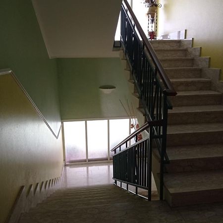 Montagne Rocciose Bed & Breakfast Frascineto Ngoại thất bức ảnh