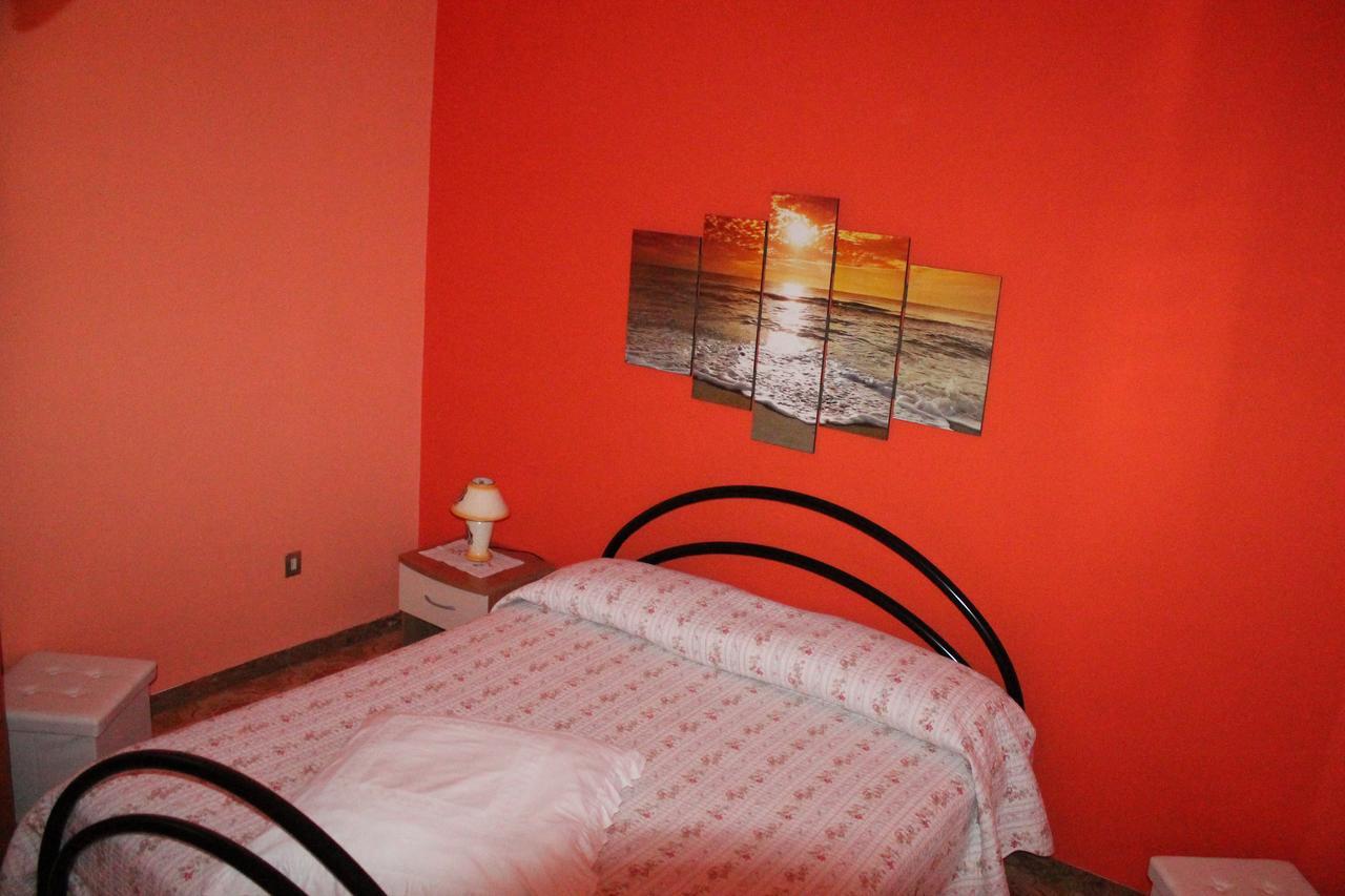 Montagne Rocciose Bed & Breakfast Frascineto Ngoại thất bức ảnh